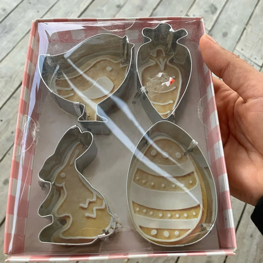 Set of 4 Silver Cookie Cutters